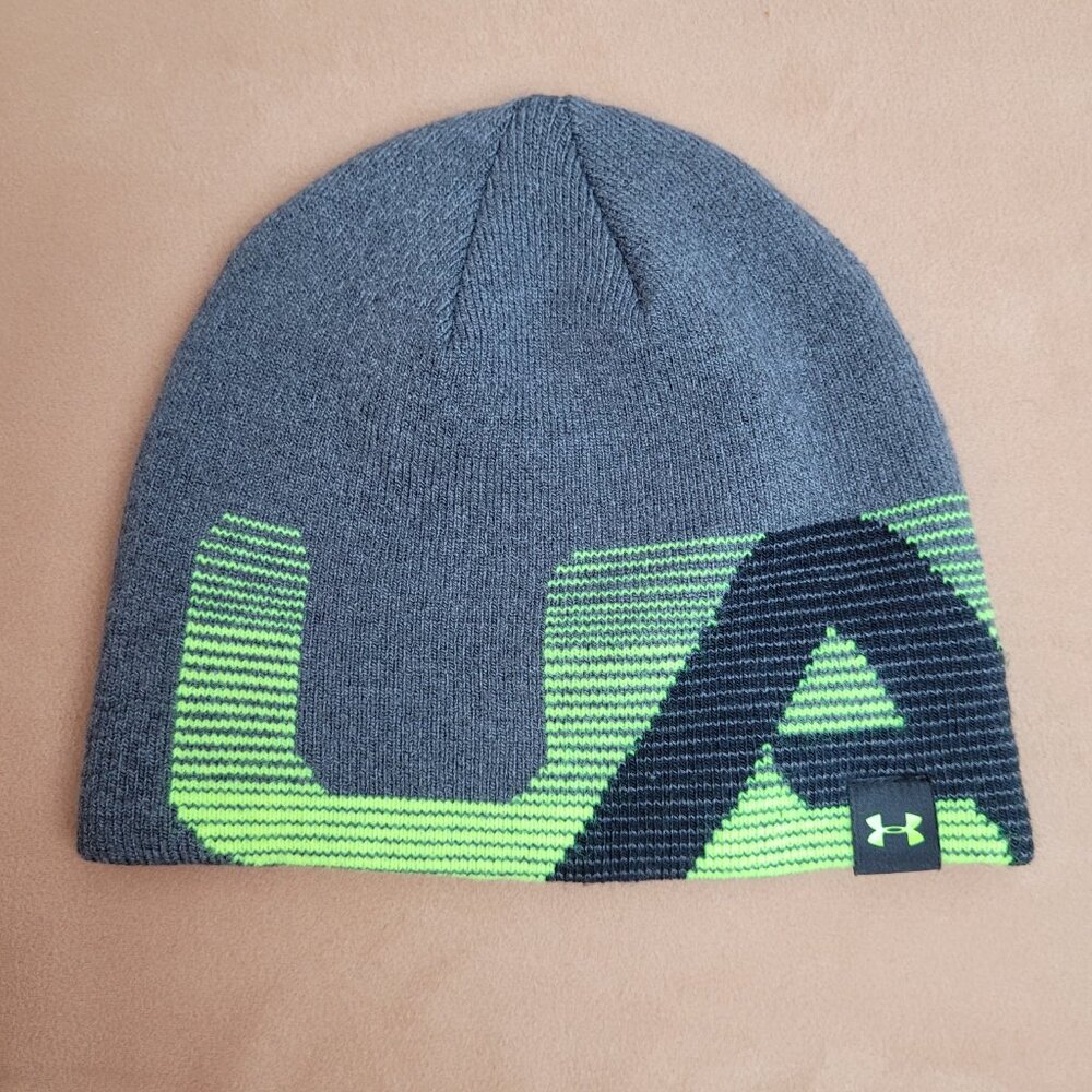 Under Armour Hat boys 4-6 Knit beanie gray green black sporty grunge skater logo